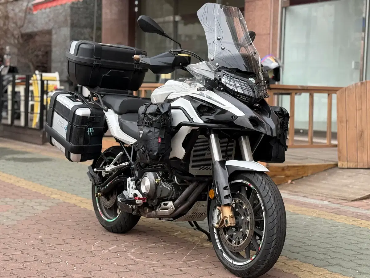 존테스368E 25년식 3천KM 신차급컨디션 최저가 판매합니다. | 브랜드